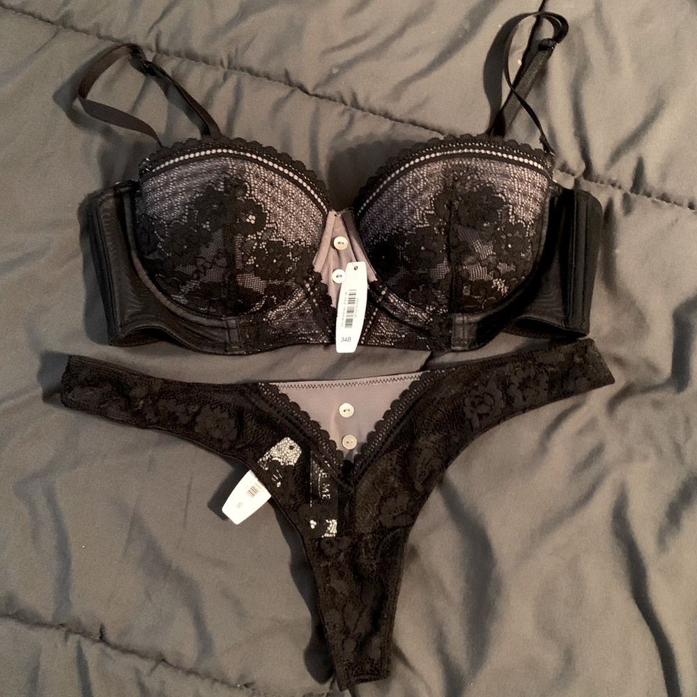 NWT Lilac & Black Lace Set